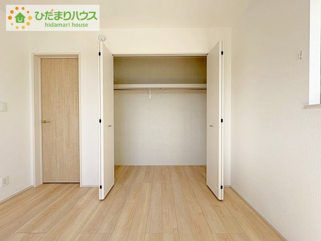 ひたちなか市牛久保2丁目　新築戸建　B号棟の収納|全室にクローゼットが付いていて、お部屋の住空間もスッキリ広々つかえそうです(^^)/