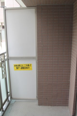 【バルコニー】