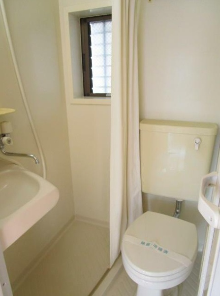 あけみ荘のシャワールーム