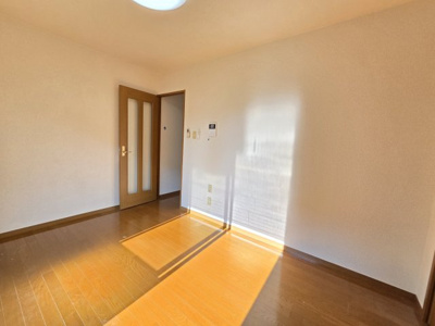 【洋室】 | カモミールコート