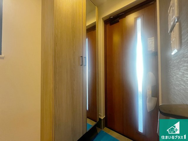5(土)6(日)現地説明会！◆東大阪市中小阪　未入居　ラスト1邸の玄関|シューズボックスにはたくさんの靴が収納できるので玄関周りはいつもスッキリ！ご家族が増えても安心！
