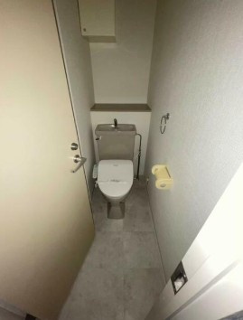 【トイレ】 | メゾンドール永塚 | 温水洗浄便座。