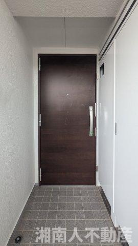 シーサイド片瀬江ノ島の玄関|ゆったりとした玄関です