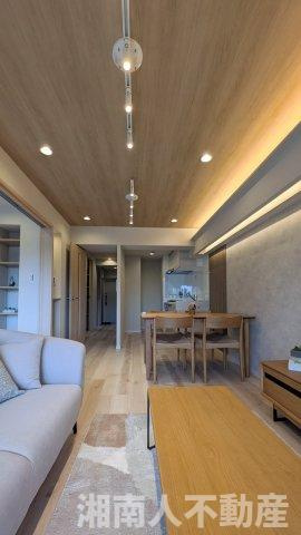 シーサイド片瀬江ノ島の居間・リビング|使いやすいリビングです