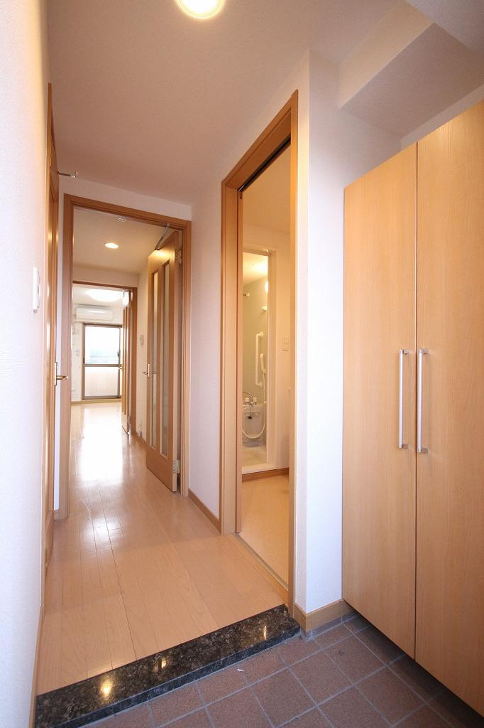 フラット　Fの玄関|☆同タイプ部屋☆