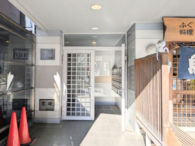 【居間・リビング】 | コンフォート入谷 | ～エントランス写真～