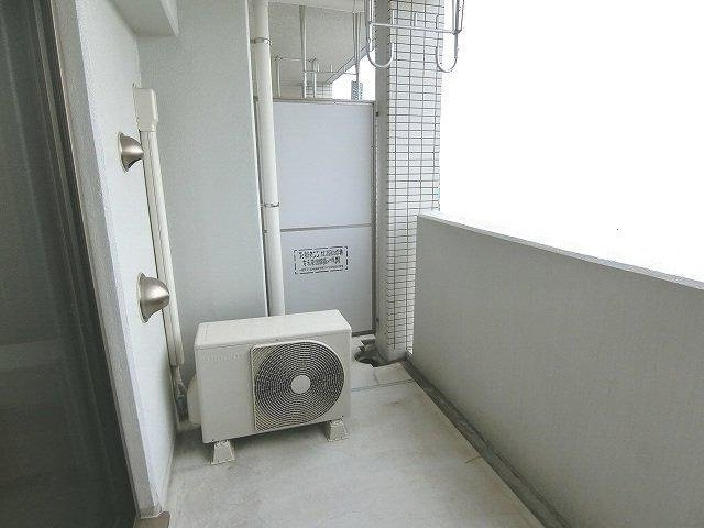 イースト　アヴェニューのバルコニー