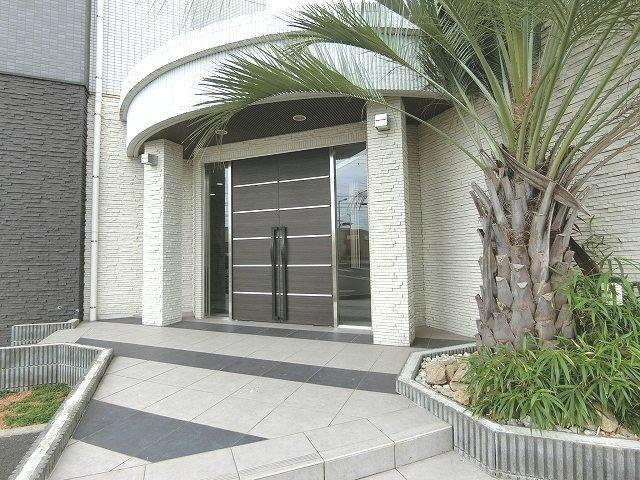 イースト　アヴェニューのエントランス