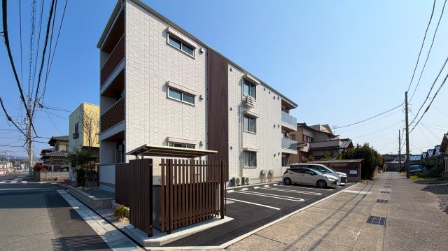 D-Crinum 若葉町の外観