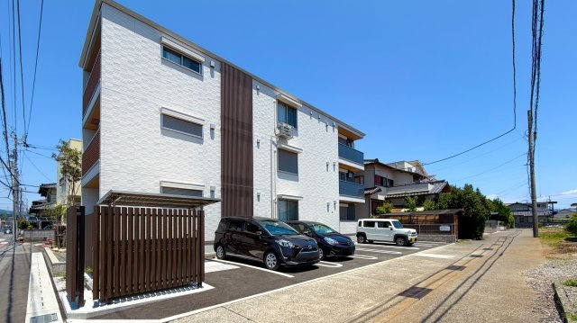 D-Crinum 若葉町