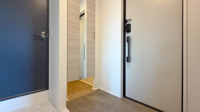 D-Crinum 若葉町の玄関