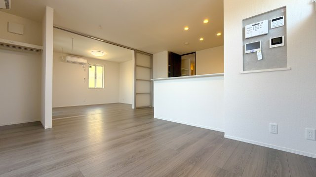 D-Crinum 若葉町の居間・リビング