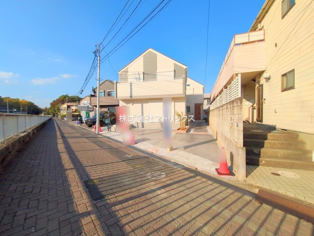 板橋区東新町2丁目　急行停車駅　耐震住宅　全9棟の前面道路含む現地写真