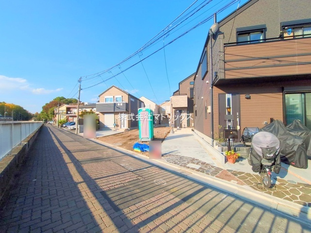 板橋区東新町2丁目　急行停車駅　耐震住宅　全9棟の前面道路含む現地写真