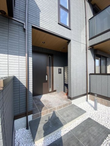 グレイスガーデンAのエントランス