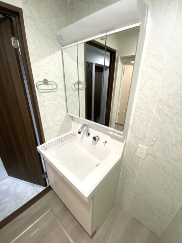 グレイスガーデンAの洗面所