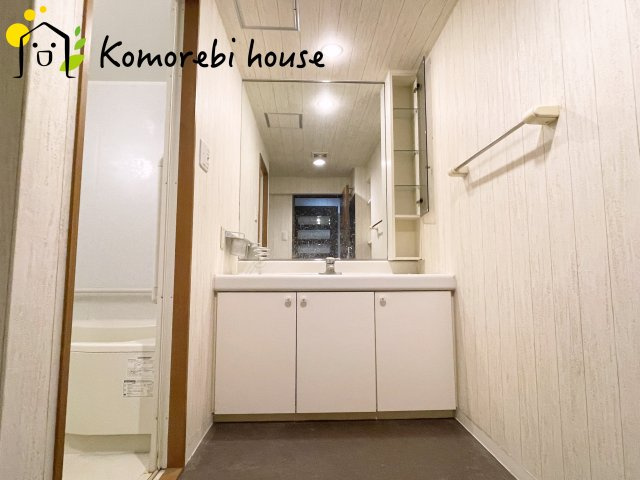 藤和シティコープ伊奈の独立洗面台|独立洗面化粧台が付いています