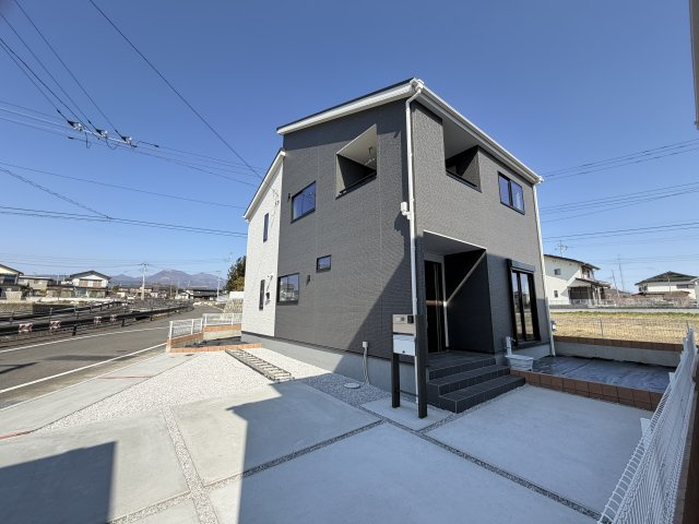 第3富士見町時沢　新築戸建　1号棟の駐車場|駐車場もキレイに整備されています。４台駐車可能です。