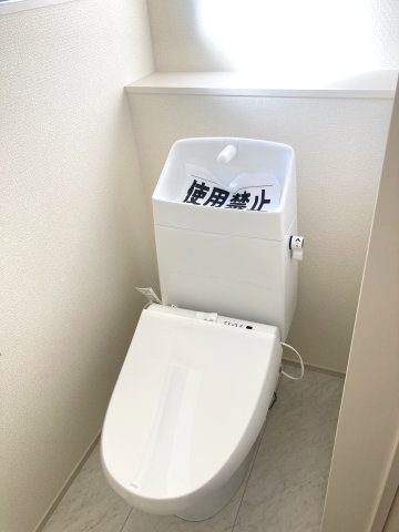 第3富士見町時沢　新築戸建　1号棟のトイレ|2階トイレです。清潔感のある白を基調としています。