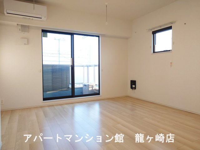 ハイム夢みのの居間・リビング