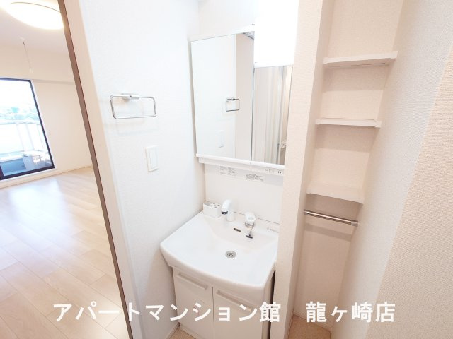 ハイム夢みのの独立洗面台