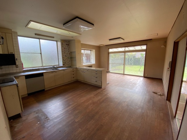 【居間・リビング】 | 柳井・西土穂石