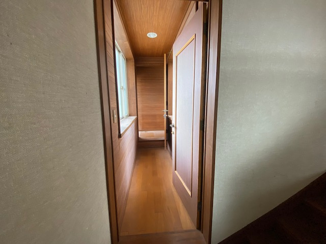 【その他】 | 柳井・西土穂石 | 増築の部屋へ繋がる通路