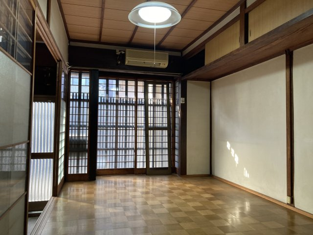 上清蔵口町京町屋の居間・リビング