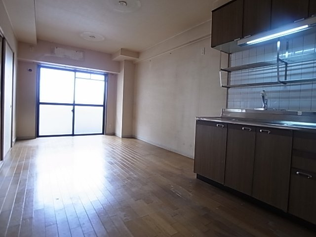 神戸市兵庫区駅南通３丁目の賃貸マンション