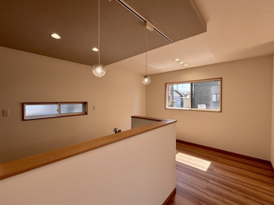 【ダイニング】