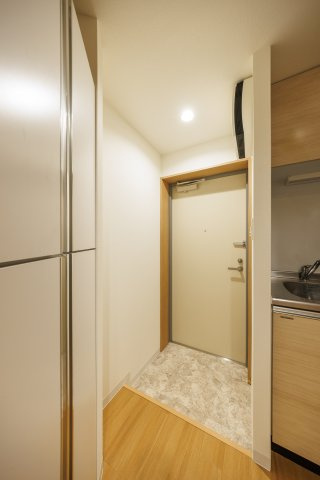 【防音マンション】プロス千歳烏山 らしくらすの玄関|きれいな玄関です