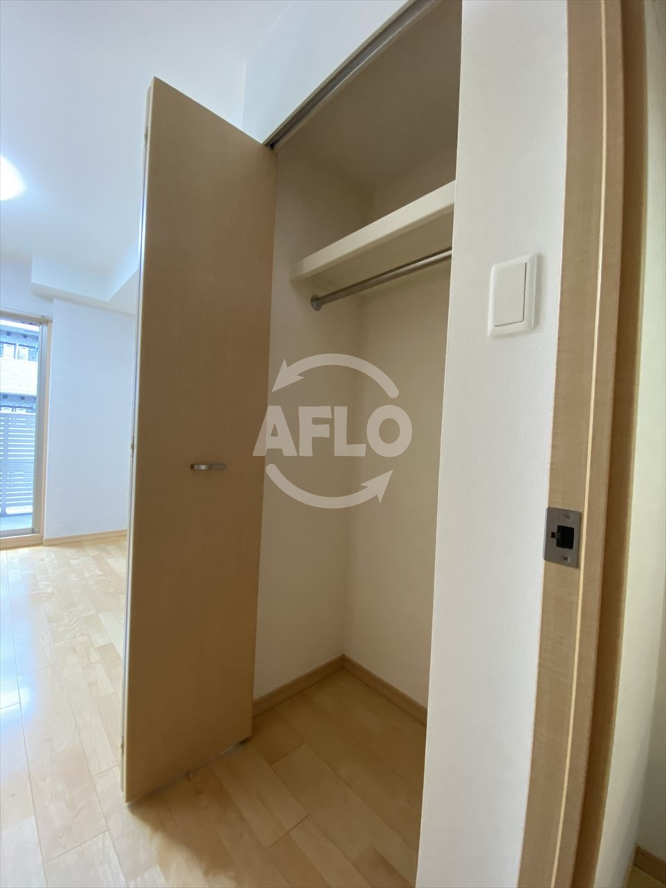 ドルチェヴィータ北浜の収納|ドルチェヴィータ北浜　クローゼット