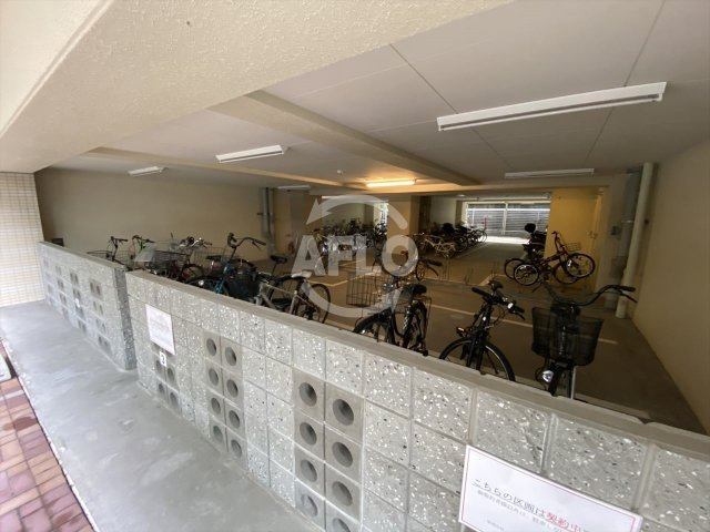 ドルチェヴィータ北浜のその他共用部分|ドルチェヴィータ北浜　駐輪場