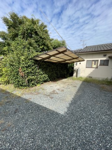 玉名市中貸家の駐車場