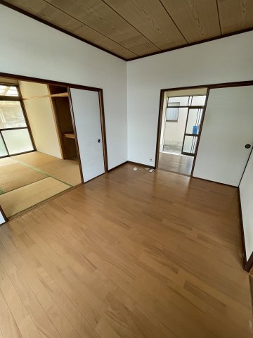 玉名市中貸家の居間・リビング