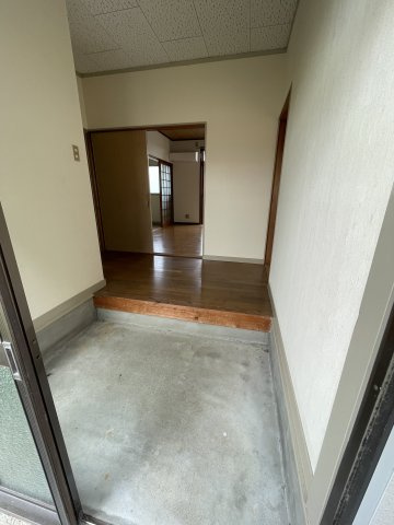 玉名市中貸家の玄関