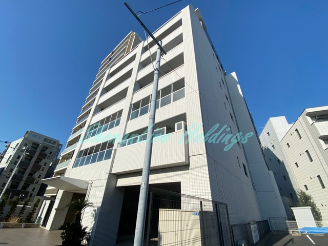 藤沢市鵠沼橘１丁目の賃貸マンションの外観