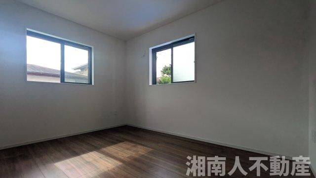 藤沢市片瀬海岸３丁目２３９２－２３４新築戸建ての洋室|使い勝手のいい洋室です