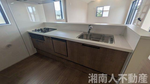 藤沢市片瀬海岸３丁目２３９２－２３４新築戸建てのキッチン|お料理しやすいキッチンです
