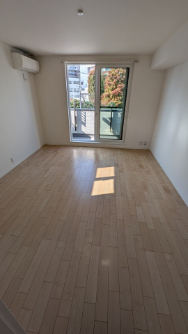 ロータスハイムの居間・リビング