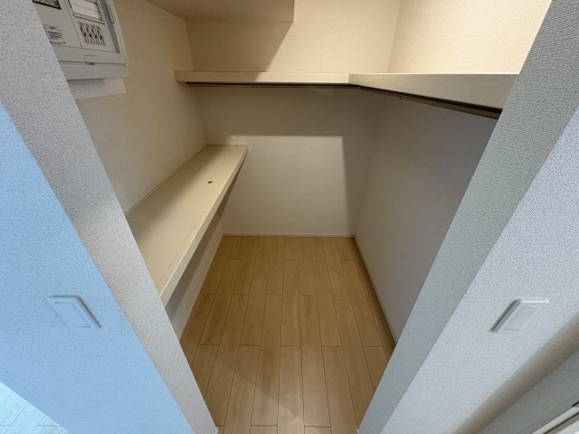 神戸市西区玉津町出合のアパートの収納