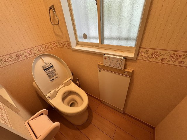 丹波島1丁目中古住宅のトイレ