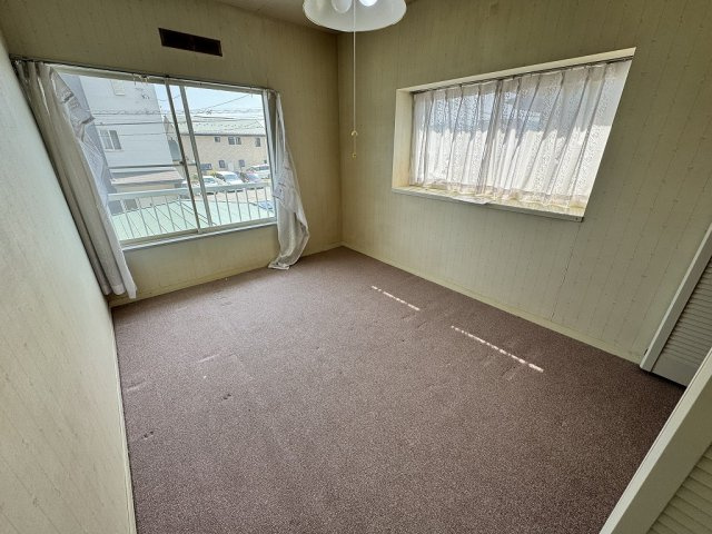 丹波島1丁目中古住宅の洋室