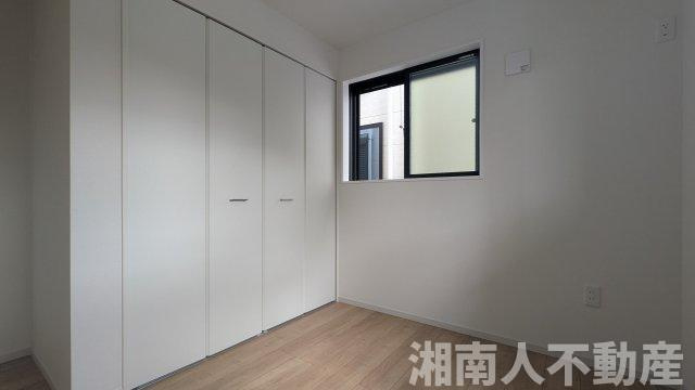 藤沢市片瀬海岸３丁目２３９２－２３４新築戸建ての洋室|洋室です