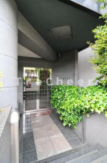 ティーウェーブのエントランス