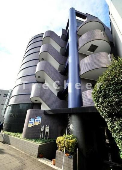 ティーウェーブの外観