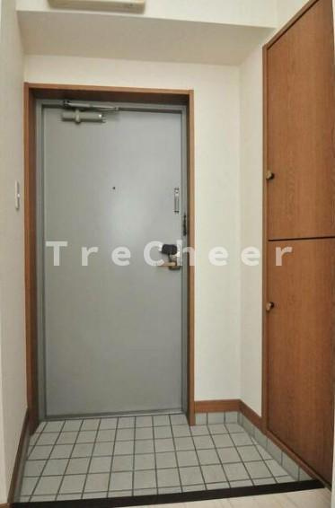 ティーウェーブの玄関