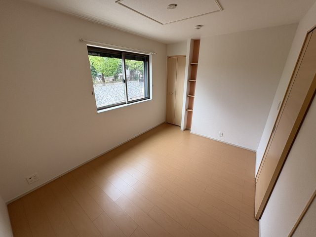 クレモンティーヌ　Ｃの寝室