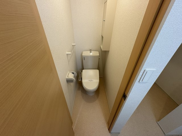 クレモンティーヌ　Ｃの玄関