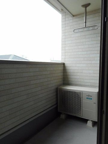 ソーレ・リデンテ　Ⅰのバルコニー